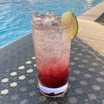 カフェ&ダイニング ヘミングウェイ - サンセットベリーモヒート