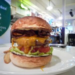 エーエス クラシックス ダイナー KOMAZAWA - ベーコンチーズバーガー