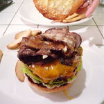 エーエス クラシックス ダイナー KOMAZAWA - ベーコンチーズバーガー