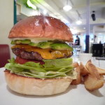 エーエス クラシックス ダイナー KOMAZAWA - アボカドチーズバーガー