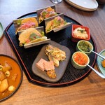 Pub & Grill 7 TAPS TAVERN - 