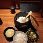 魚匠 銀平 - 豚汁　鯛めし　漬物