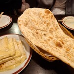 ナマステ - チーズ＆ゴマナン