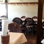 ダイニング興 - 店内雰囲気