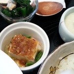 ダイニング興 - 小鉢いろいろ