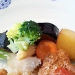 ダイニング興 - 付け合わせの野菜