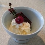 ダイニング興 - プチデザート　アイスクリーム　盗られた（苦笑）