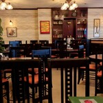 龍鳳 - 本格的な中華料理のお店です。