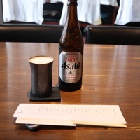 いせもん本店 - 瓶ビールとお品書き