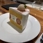 イタガキ フルーツ サロン - 2025.2.28(金)
      ‘’うさぎのしっぽ‘’