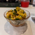 ドスビーバー - ほぼスイートコーンとキュウリ。