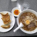 中華麺店 喜楽 - 