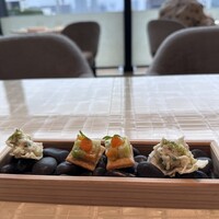 ベージュ アラン・デュカス 東京 - 