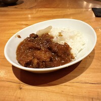 並木橋なかむら - たっぷり黒コショー牛すじカレー