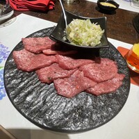 牛牛 西麻布 総本店 - 