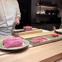 肉割烹 上 - 