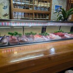 万惣 - ネタがずらり