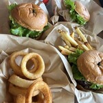 Teddy's Bigger Burgers - 