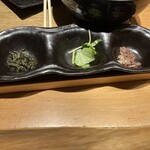 麺屋 周郷 - スープ割りの薬味