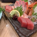 やまと - カニ食べに来てるのにハイクオリティなお刺身