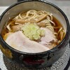 人類みな麺類とエスサワダ
