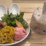 ディック・ブルーナ テーブル - 