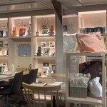 ディック・ブルーナ テーブル - 