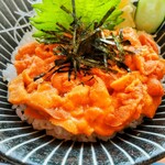 光る海 - ウニ丼