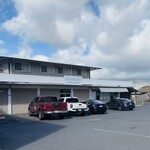 Diamond Head Market & Grill - 