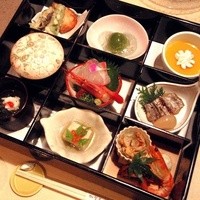 加賀屋 名古屋店 - 香り箱(九ッ仕切の料理割子)；食事と留椀が付きます @2014/07/05