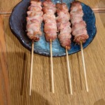 炭火焼 とりぞう - せせり  ( 塩 )