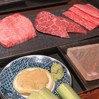 和牛焼肉 やくにく 路地裏 - 