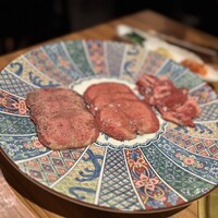 中目黒焼肉 登牛門 - 