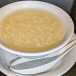 雅苑 - ランチ950円のコーンスープ