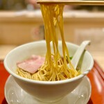 麦と麺助 - 店員さん達もとても感じが良く箸が進む