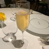 シェ・イノ - 
