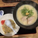 だるま八 - 塩とんこつラーメン+半チャーハン