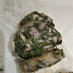 ラ コショナイユ - カイエットさん。本当野菜主体でほうれん草たっぷり！網脂の香ばしさとしっかり目の塩味でワインごくごくー