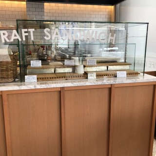 クラフト サンドウィッチ_2