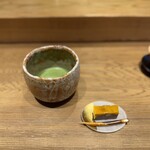 京味 もと井 - 甘味…カシューナッツとせとかのチョコレート自家製羊羹、お抹茶