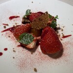 Coin - 苺のセミフレッド