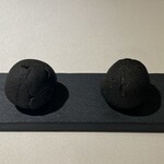 Coin - イカスミ ポンテケージョ