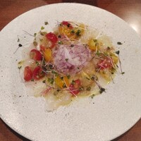オステリアラマンテ ナゴヤグローバルゲート - 伊勢真鯛カルパッチョ日向夏のケッカソース1848円