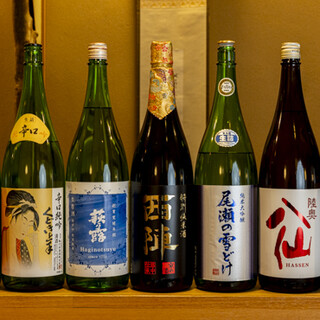 全国より仕入れる銘酒から京都の地酒まで多彩な日本酒をご用意