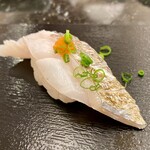 海人 - 炙りタチウオ　弾力があり香ばしい