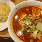 元祖肉そば みちのくラーメン - 激辛肉そば＆半チャーハン