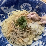 煮干しのビリー - 海老の和え玉450円