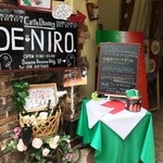 デニーロ - お店の外観