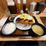富金豚 - プレーンメンチカツ定食