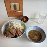 陸 - ファニー